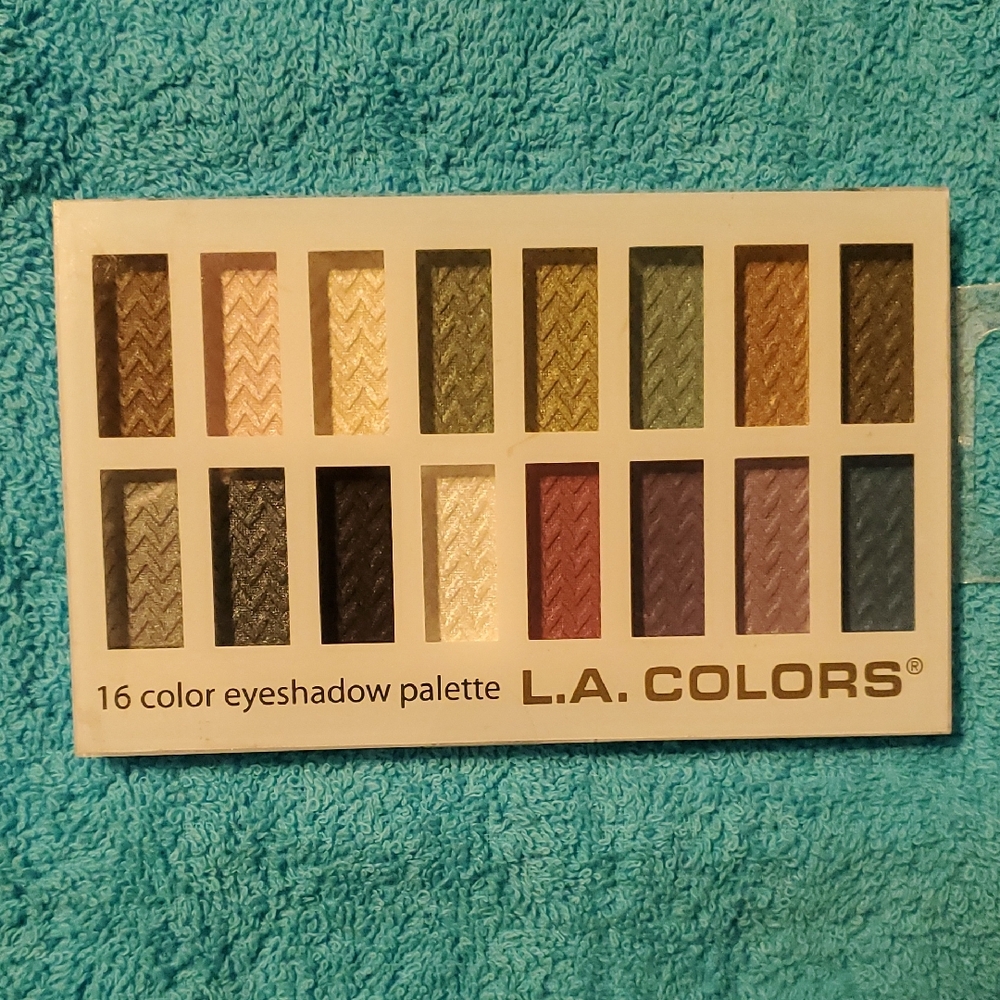 L.A. COLORS Eyeshadow Palette — Greens, Blues, Purples & Neutrals